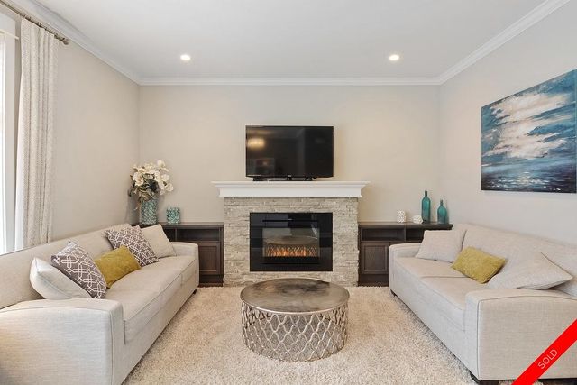 badge_image19 at 7 - 3303 Rosemary Heights Crescent, Grandview Surrey, South Surrey White Rock