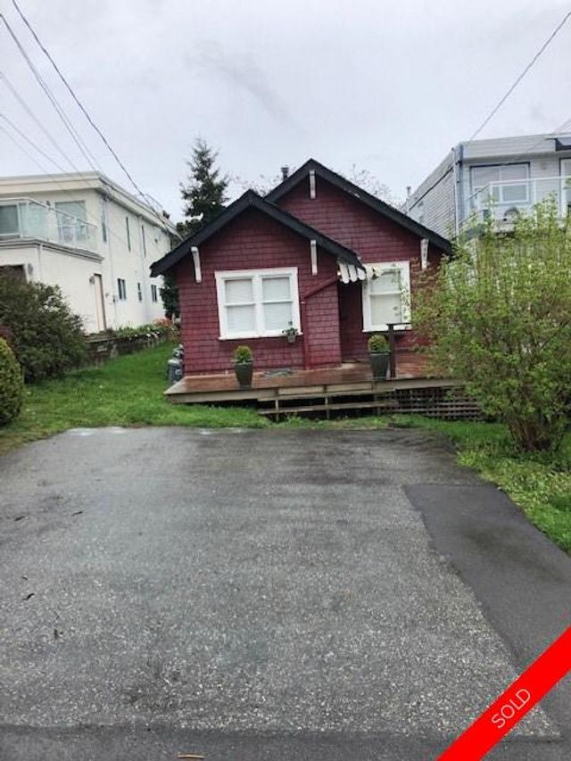 badge_image4 at 932 Parker Street, White Rock, South Surrey White Rock