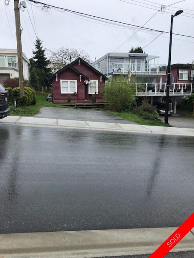 badge_image6 at 932 Parker Street, White Rock, South Surrey White Rock