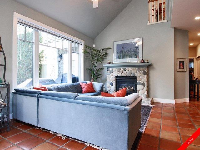 badge_image28 at 2456 127b Street, Crescent Bch Ocean Pk., South Surrey White Rock