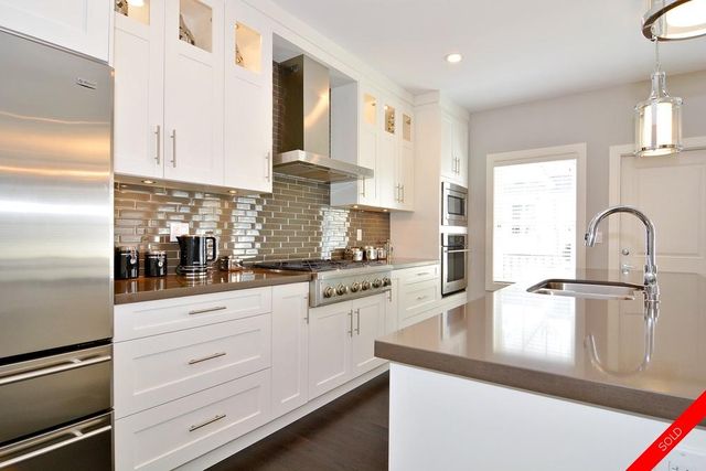 badge_image at 43 - 15988 32 Avenue, White Rock, South Surrey White Rock