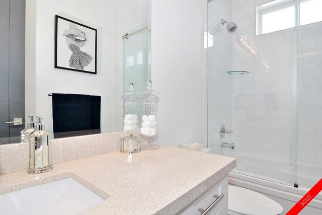 badge_image12 at 43 - 15988 32 Avenue, White Rock, South Surrey White Rock