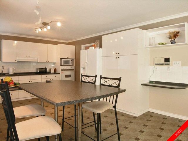 badge_image2 at 13842 20th Avenue, Sunnyside Park Surrey, South Surrey White Rock