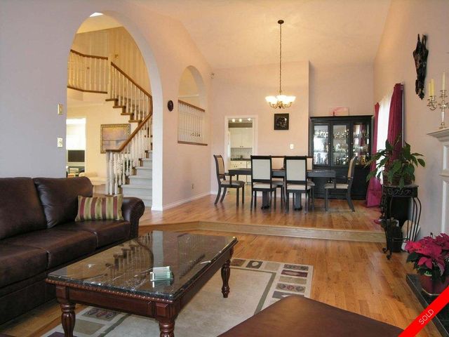 badge_image3 at 13842 20th Avenue, Sunnyside Park Surrey, South Surrey White Rock