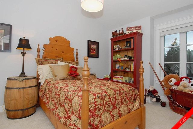 badge_image18 at 901 163rd Street, White Rock, South Surrey White Rock