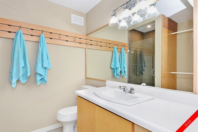 badge_image4 at 14699 60 Avenue, Sullivan Station, Surrey