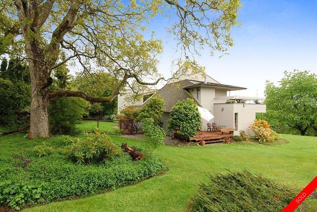 badge_image17 at 1835 Redwood Drive, Hazelmere, South Surrey White Rock