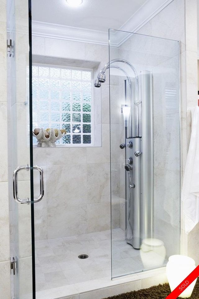 badge_image6 at 15441 Buena Vista Avenue, White Rock, South Surrey White Rock