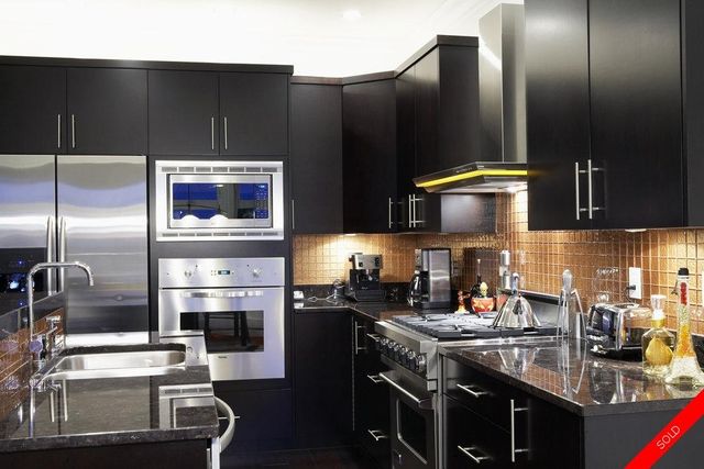 badge_image8 at 15441 Buena Vista Avenue, White Rock, South Surrey White Rock