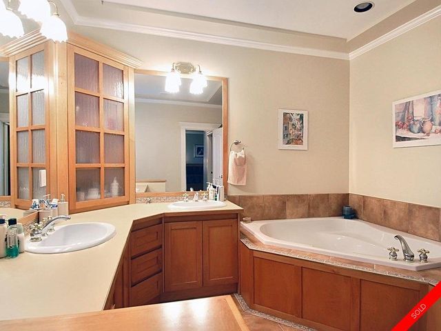 badge_image17 at 3535 Morgan Creek Way, Morgan Creek, South Surrey White Rock