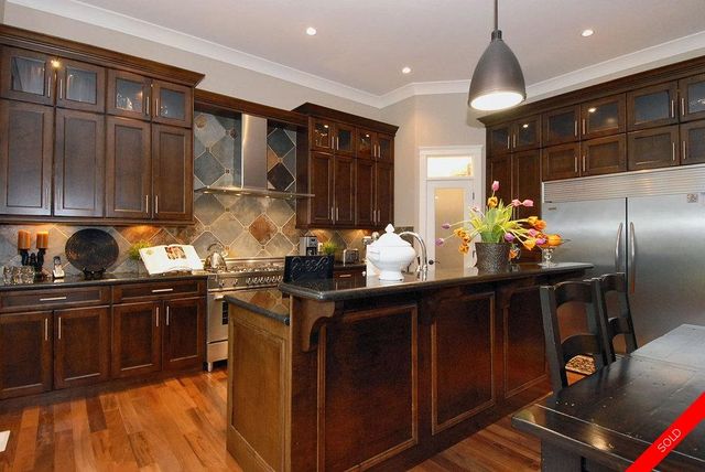 badge_image8 at 16230 27a Avenue, Grandview Surrey, South Surrey White Rock