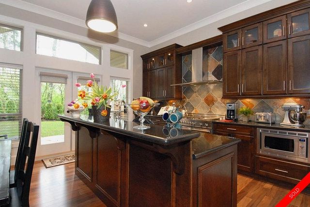 badge_image9 at 16230 27a Avenue, Grandview Surrey, South Surrey White Rock