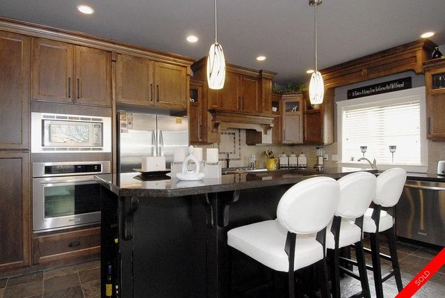 badge_image10 at 2572 162a Street, Grandview Surrey, South Surrey White Rock