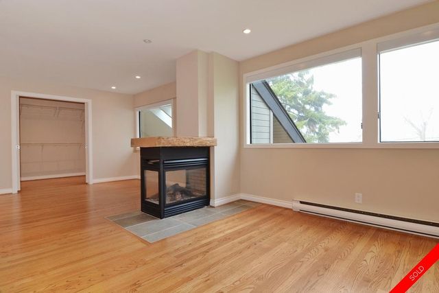 badge_image20 at 3715 Nico Wynd Drive, Elgin Chantrell, South Surrey White Rock