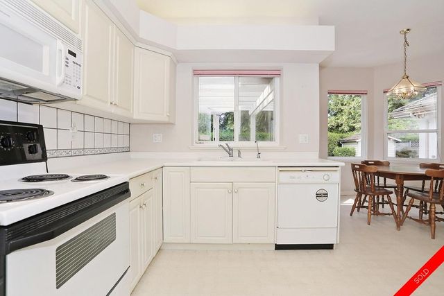 badge_image8 at 1611 134 Street, Crescent Bch Ocean Pk., South Surrey White Rock