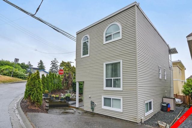 badge_image2 at 1195 Oxford Street, White Rock, South Surrey White Rock