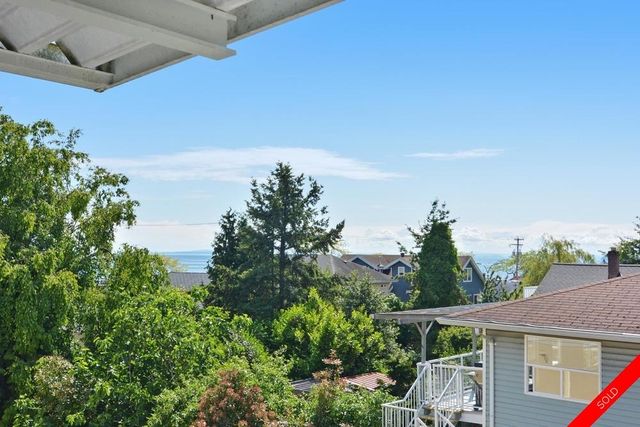 badge_image5 at 1195 Oxford Street, White Rock, South Surrey White Rock