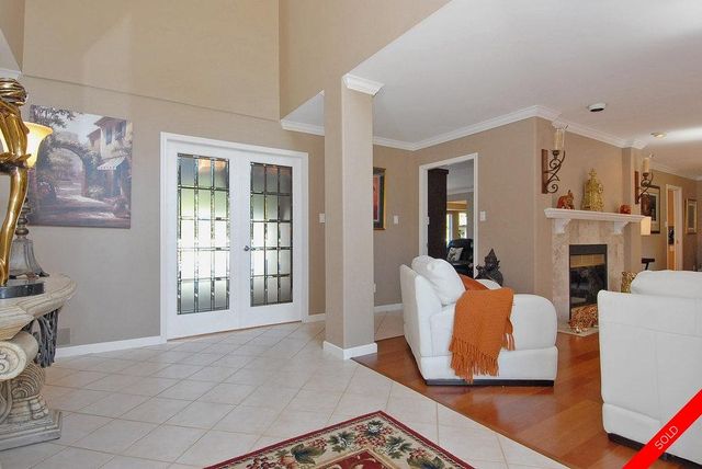 badge_image at 14133 30a Avenue, Elgin Chantrell, South Surrey White Rock