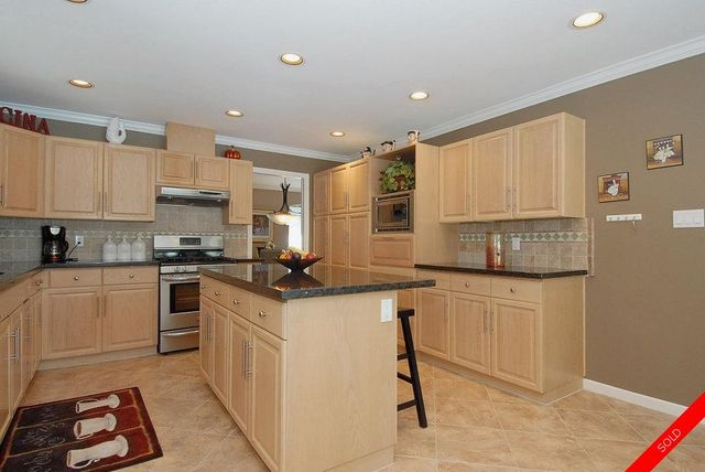 badge_image18 at 14133 30a Avenue, Elgin Chantrell, South Surrey White Rock