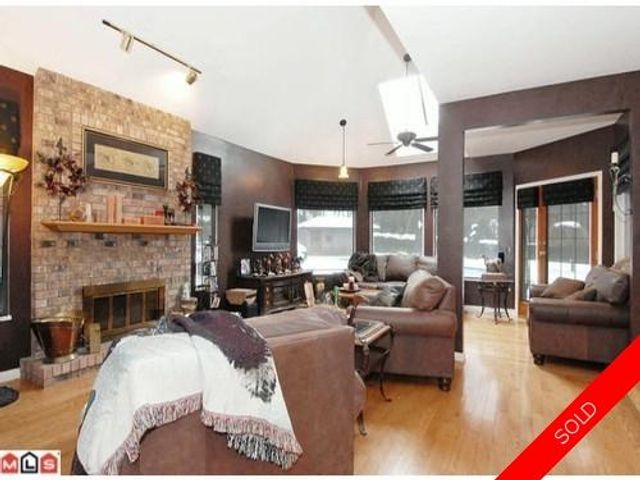 badge_image19 at 17235 27a Avenue, Grandview Surrey, South Surrey White Rock