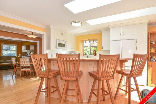 badge_image10 at 1920 154a Street, King George Corridor, South Surrey White Rock