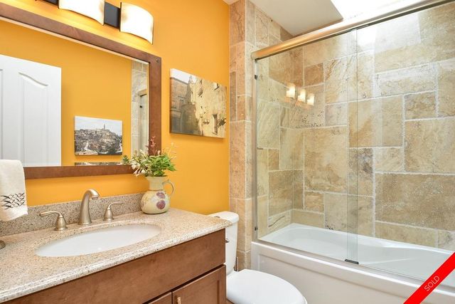 badge_image7 at 1920 154a Street, King George Corridor, South Surrey White Rock