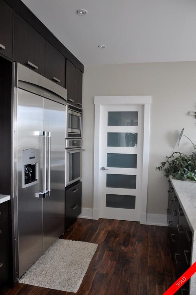 badge_image31 at 866 Hagbood Street, White Rock, South Surrey White Rock