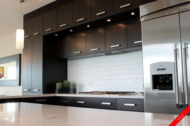 badge_image33 at 866 Hagbood Street, White Rock, South Surrey White Rock