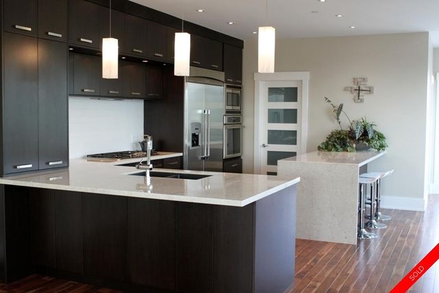 badge_image35 at 866 Hagbood Street, White Rock, South Surrey White Rock