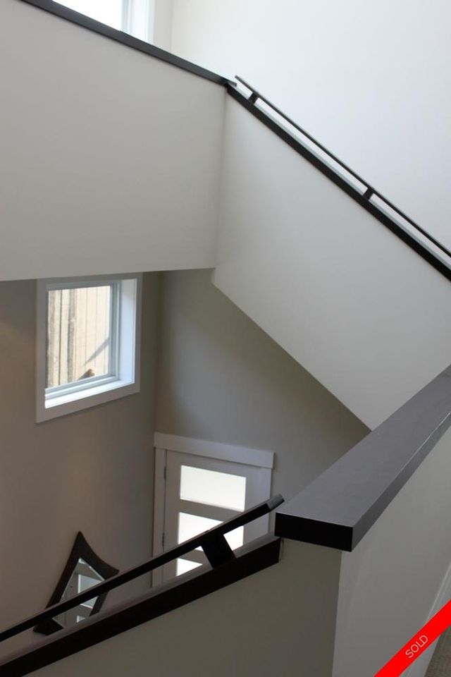 badge_image5 at 866 Hagbood Street, White Rock, South Surrey White Rock