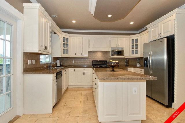 badge_image16 at 16337 High Park Avenue, Morgan Creek, South Surrey White Rock