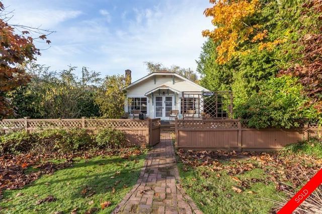 badge_image at 2873 Mckenzie Avenue, Crescent Bch Ocean Pk., South Surrey White Rock