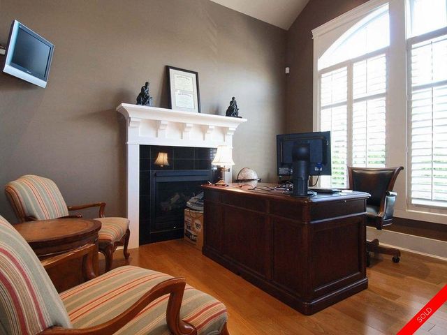 badge_image at 3075 162a Street, Grandview Surrey, South Surrey White Rock