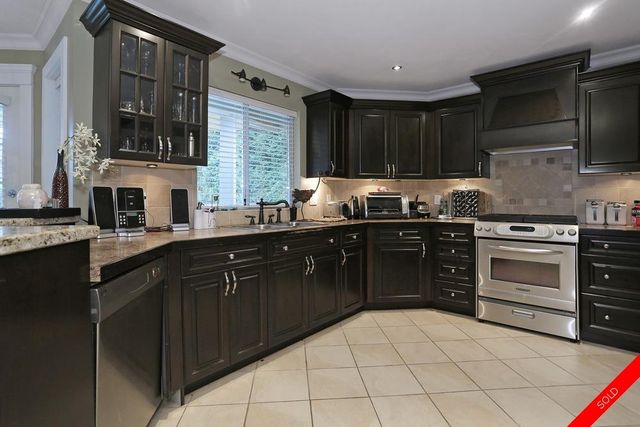 badge_image at 2418 148 Street, Sunnyside Park Surrey, South Surrey White Rock