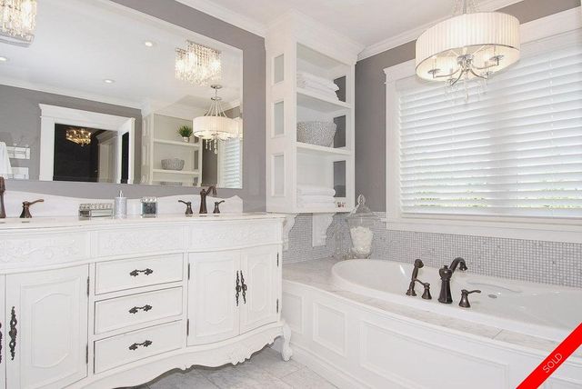 badge_image3 at 14139 23rd Avenue, Sunnyside Park Surrey, South Surrey White Rock