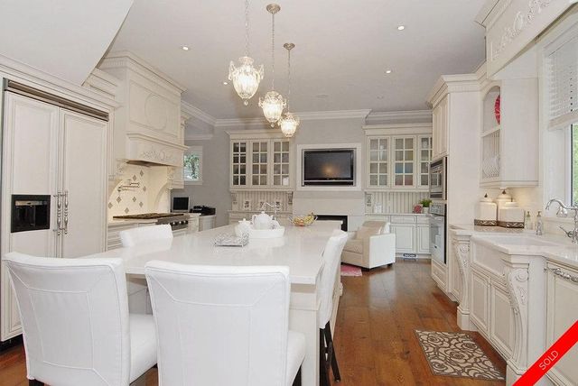 badge_image8 at 14139 23rd Avenue, Sunnyside Park Surrey, South Surrey White Rock