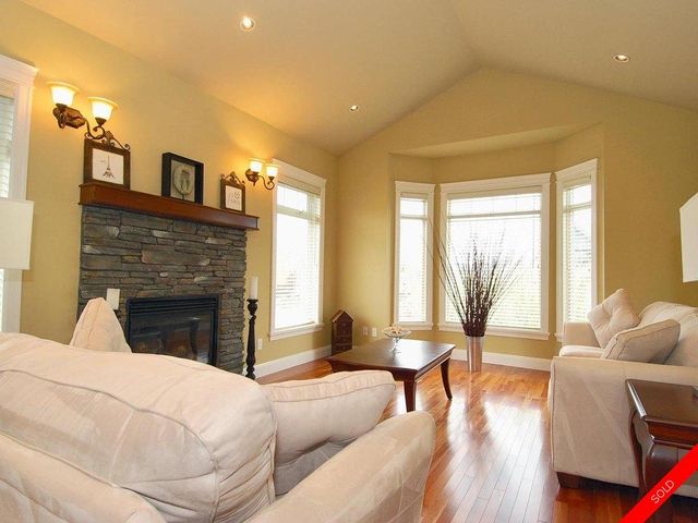 badge_image17 at 3610 Canterbury Drive, Morgan Creek, South Surrey White Rock