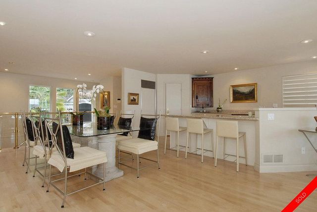 badge_image21 at 14933 Blackwood Lane, White Rock, South Surrey White Rock