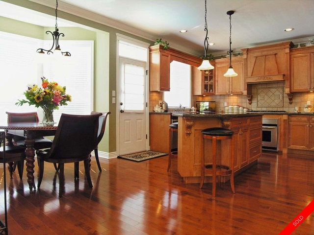 badge_image16 at 15982 37a Avenue, Morgan Creek, South Surrey White Rock