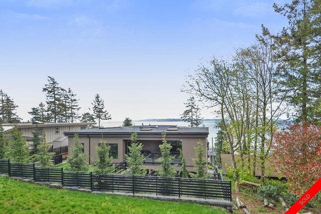 badge_image5 at 14834 Oxenham Avenue, White Rock, South Surrey White Rock