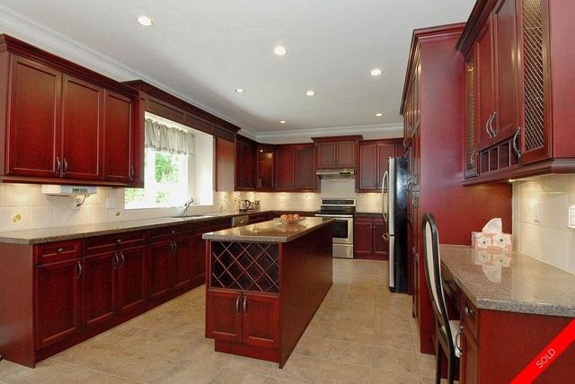 badge_image17 at 3240 143a Street, Elgin Chantrell, South Surrey White Rock