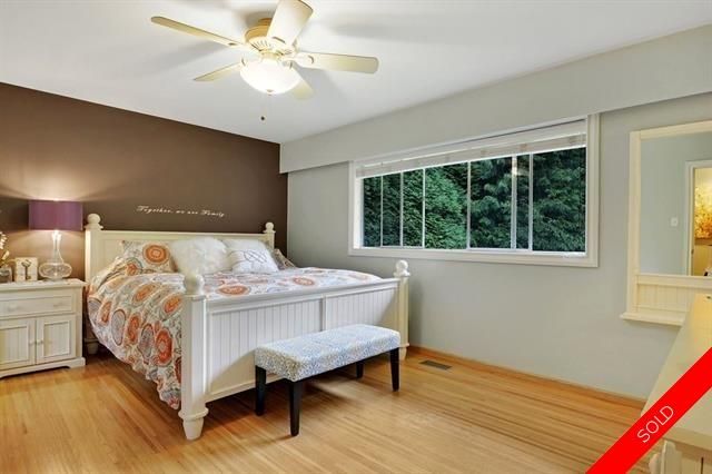 badge_image20 at 2048 Indian Fort Drive, Crescent Bch Ocean Pk., South Surrey White Rock