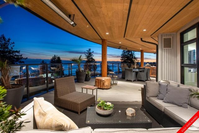 badge_image14 at 301 - 14855 Thrift Avenue, White Rock, South Surrey White Rock