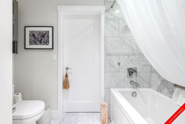 badge_image15 at 301 - 14855 Thrift Avenue, White Rock, South Surrey White Rock