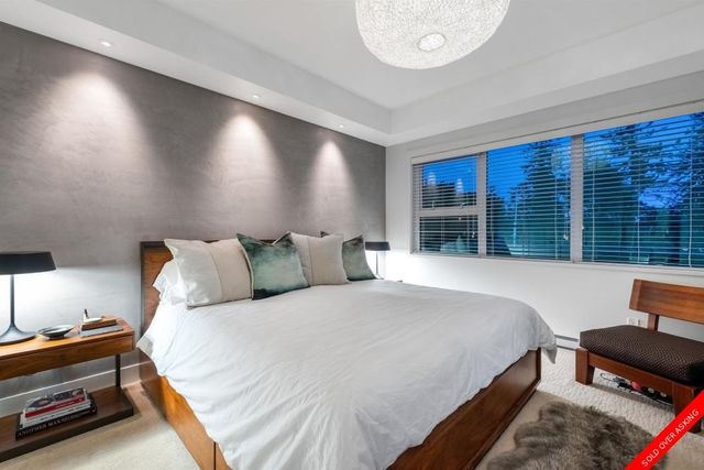 badge_image18 at 301 - 14855 Thrift Avenue, White Rock, South Surrey White Rock