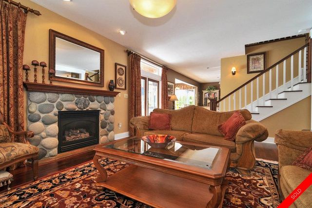 badge_image12 at 13982 22a Avenue, Elgin Chantrell, South Surrey White Rock