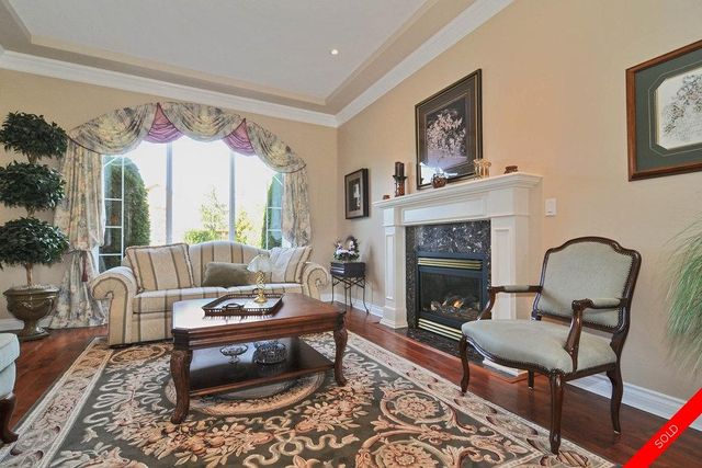 badge_image8 at 13932 21a Avenue, Elgin Chantrell, South Surrey White Rock