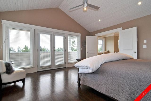 badge_image23 at 1838 126th Street, Crescent Bch Ocean Pk., South Surrey White Rock