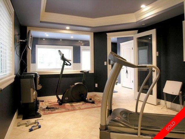 badge_image22 at 15388 Royal Avenue, White Rock, South Surrey White Rock