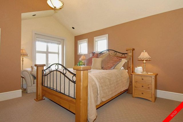 badge_image8 at 3643 Canterbury Drive, Morgan Creek, South Surrey White Rock